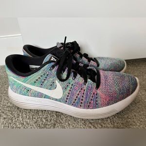 Nike LunarEpic FlyKnit Sneakers